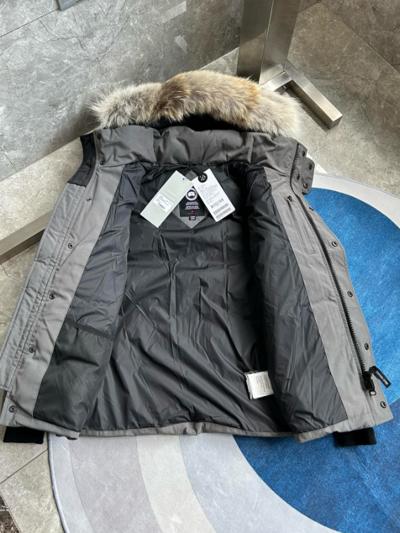 Canada Goose Wyndham Parka Grey
